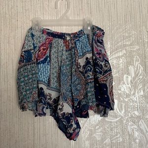 Hem and thread boutique shorts